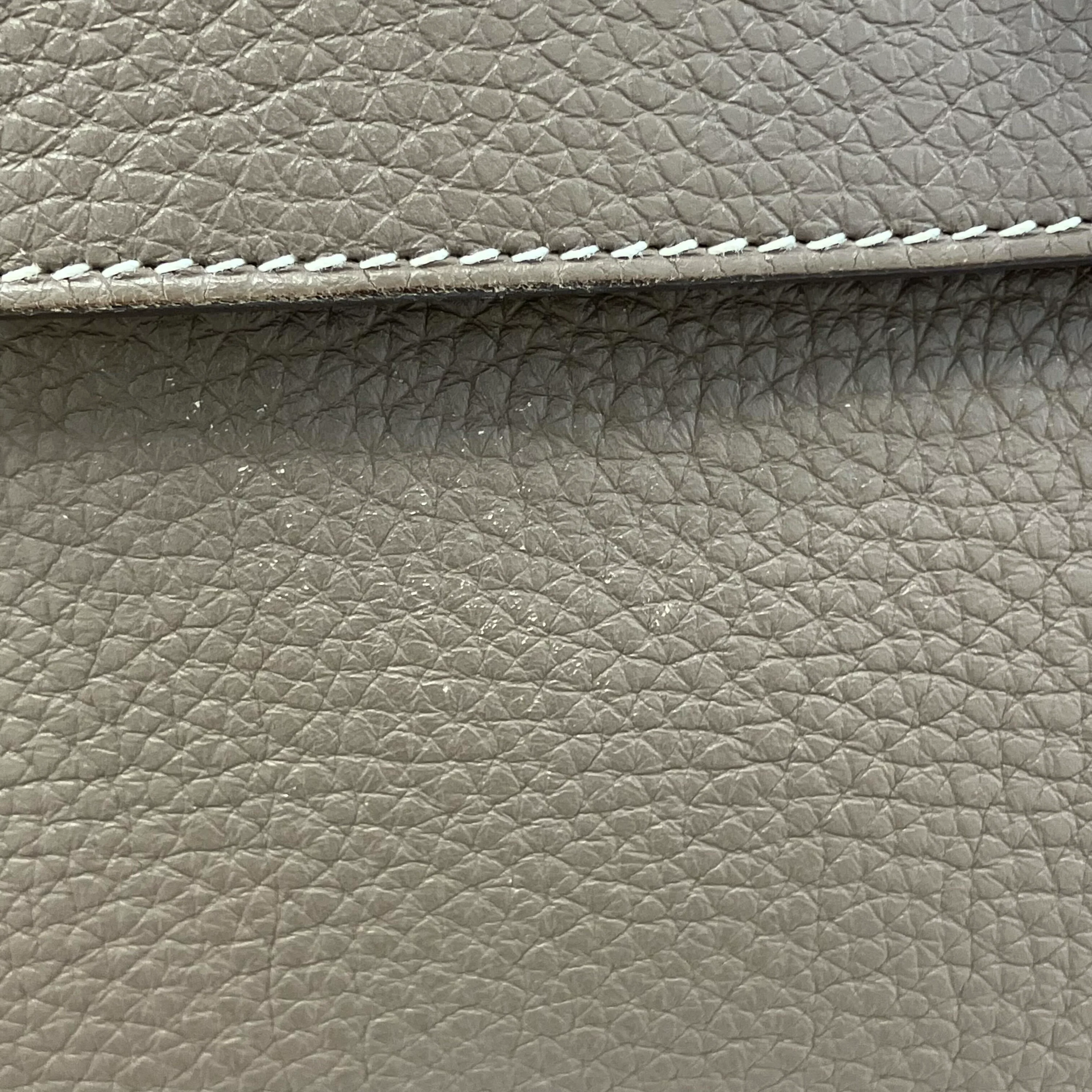 Hermes Etoupe Gray Togo Shoulder Kelly Handbag - Image 24
