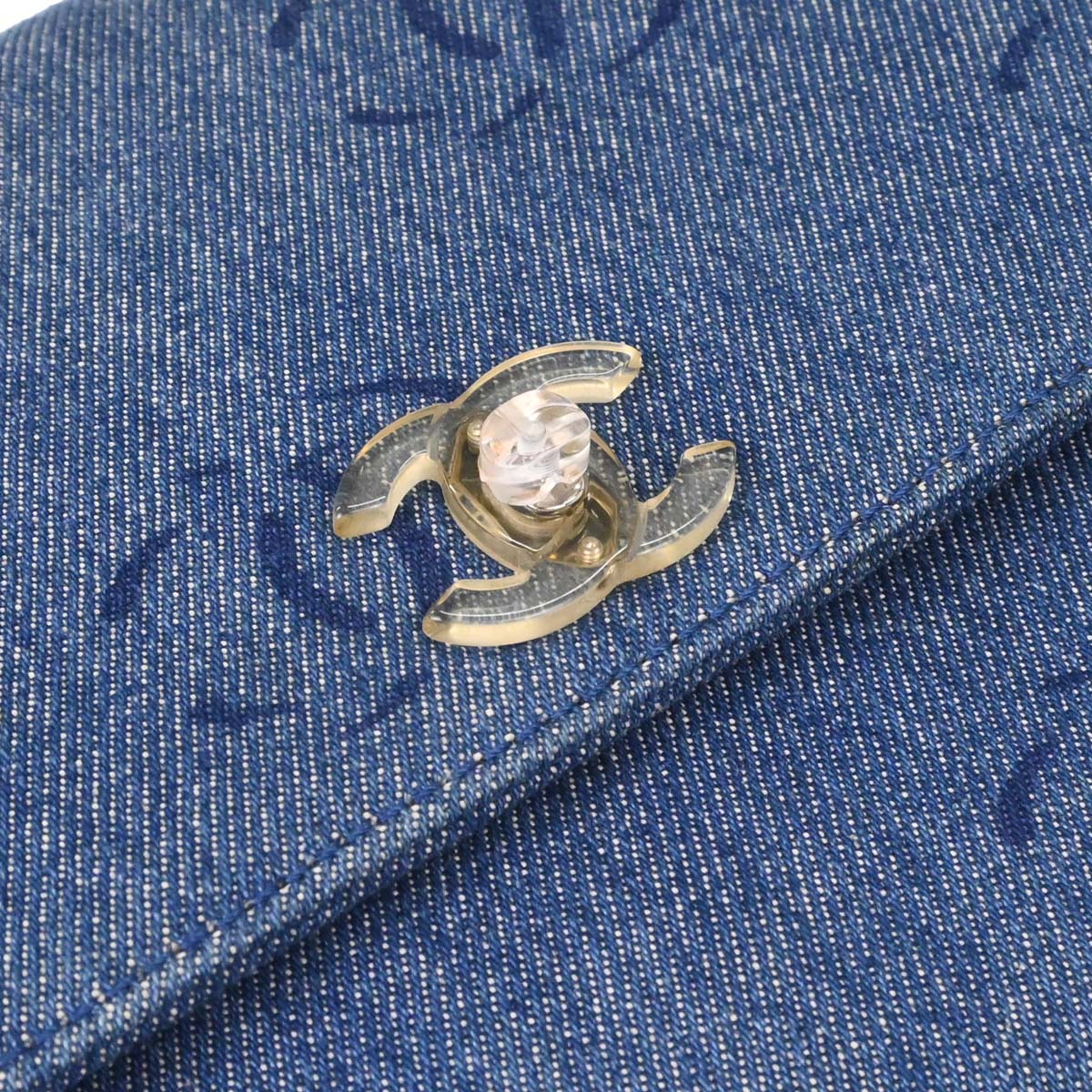 Chanel 2002-2003 Blue Denim Acrylic Chain Straight Flap Shoulder Bag - Image 13