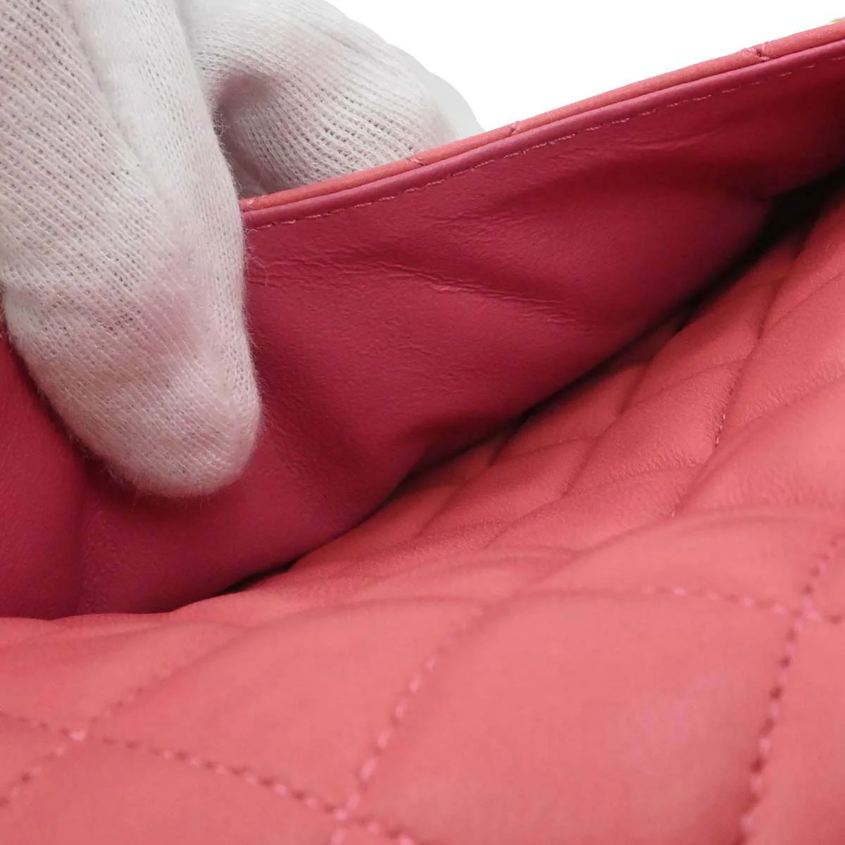 Chanel Pink Lambskin Valentine Shoulder Bag - Image 12