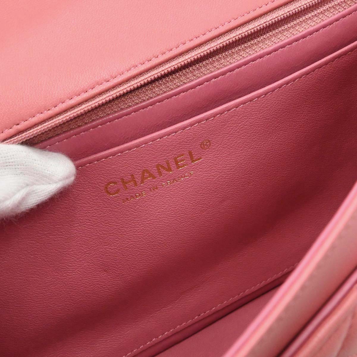 Chanel Pink Lambskin Valentine Shoulder Bag - Image 19