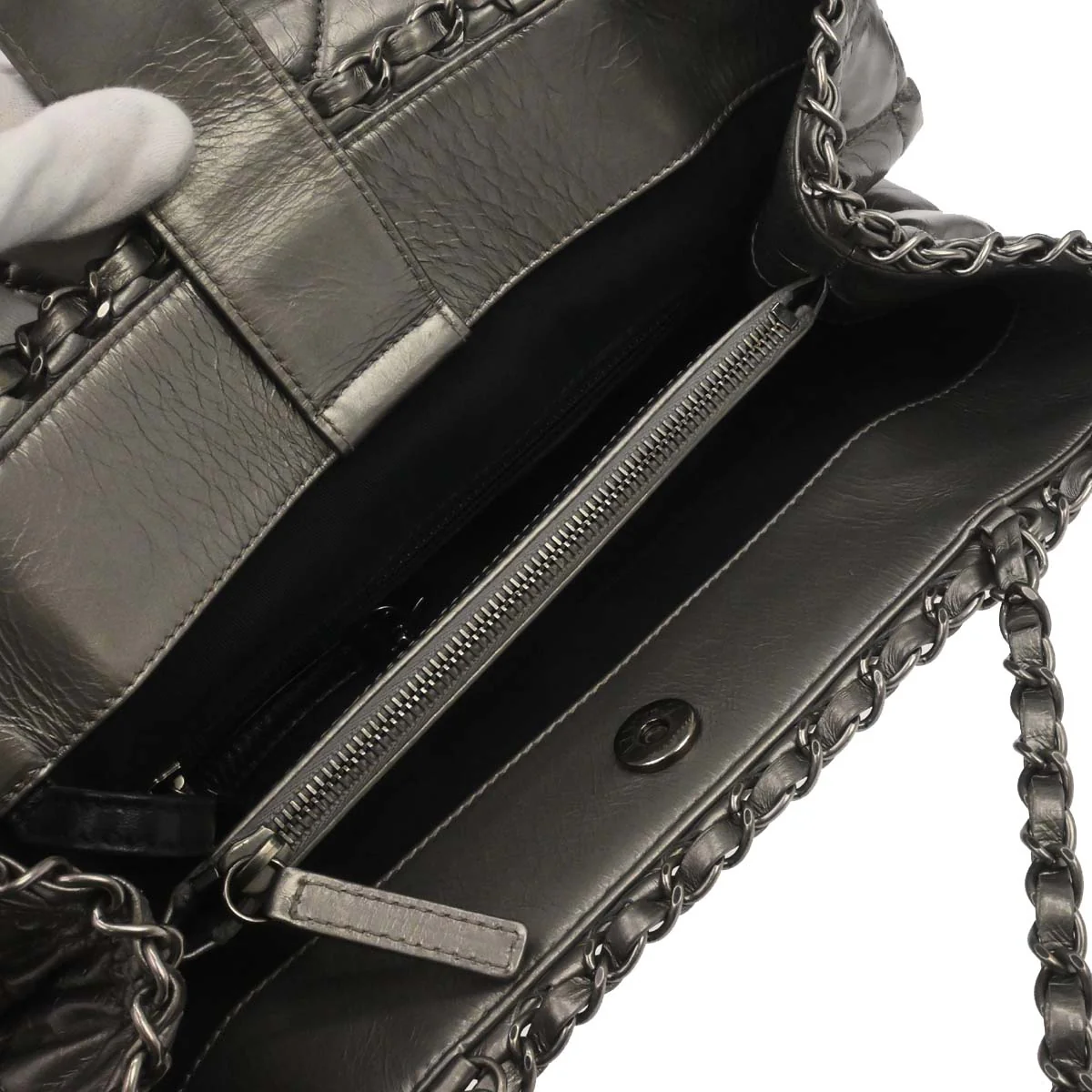 Chanel Metallic Silver Calfskin Chain Me Tote Handbag - Image 12