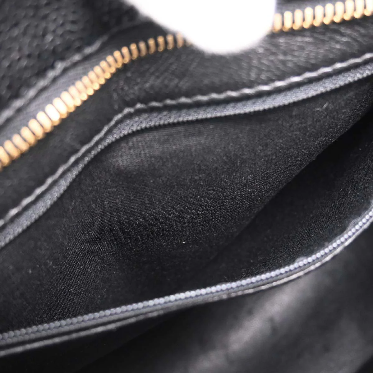Chanel 2005-2006 Black Caviar Skin Medallion Tote Handbag - Image 18