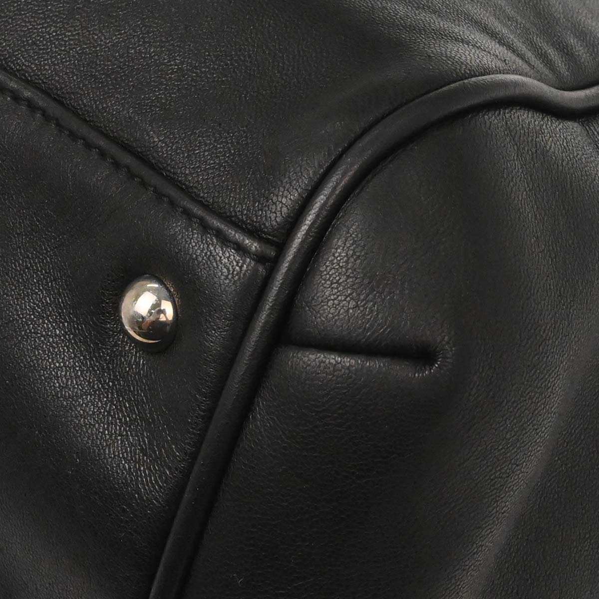 Chanel 2009-2010 Black Lambskin Tote Chain Handbag - Image 12