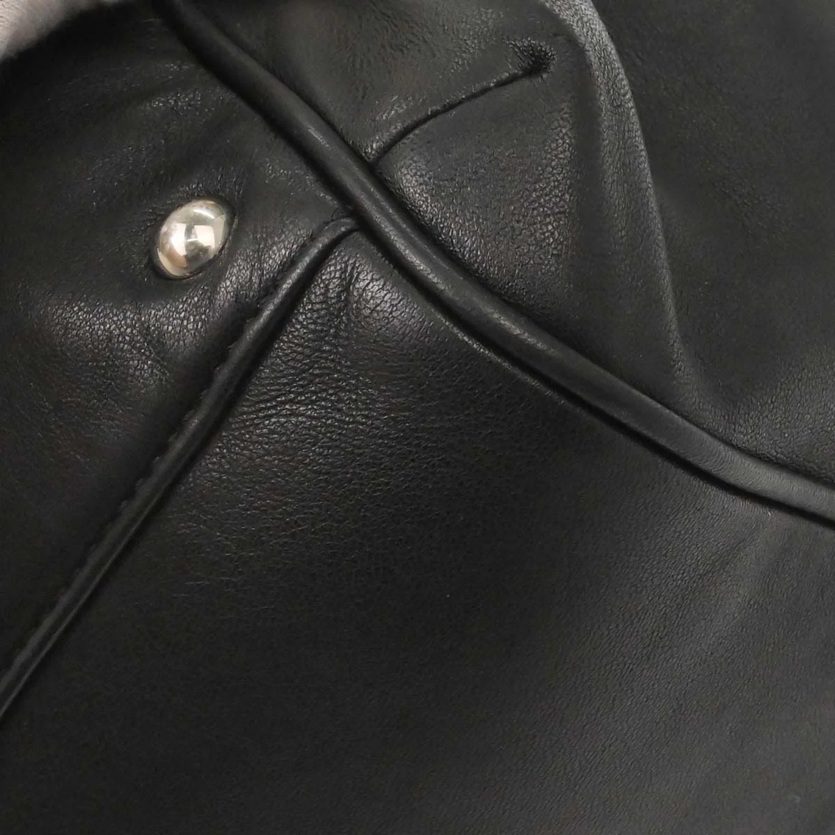 Chanel 2009-2010 Black Lambskin Tote Chain Handbag - Image 13