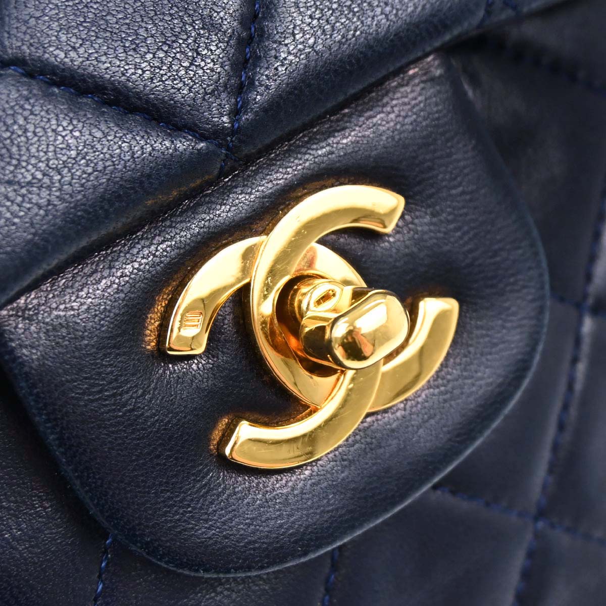 Chanel 1989-1991 Navy Lambskin Double Flap Medium Shoulder Bag - Image 12