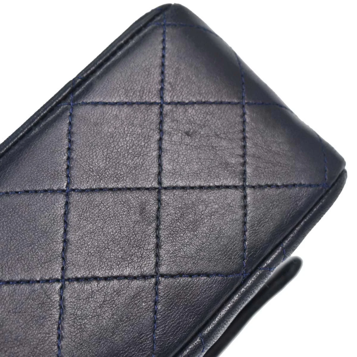 Chanel 1989-1991 Navy Lambskin Double Flap Medium Shoulder Bag - Image 4