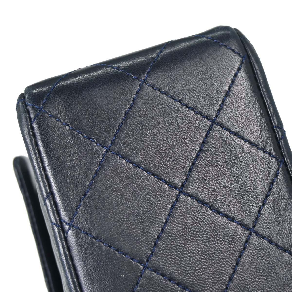 Chanel 1989-1991 Navy Lambskin Double Flap Medium Shoulder Bag - Image 5
