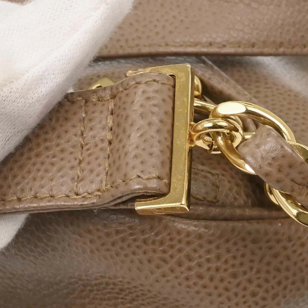 Chanel 1996-1997 Beige Caviar Skin Triple CC Backpack - Image 9