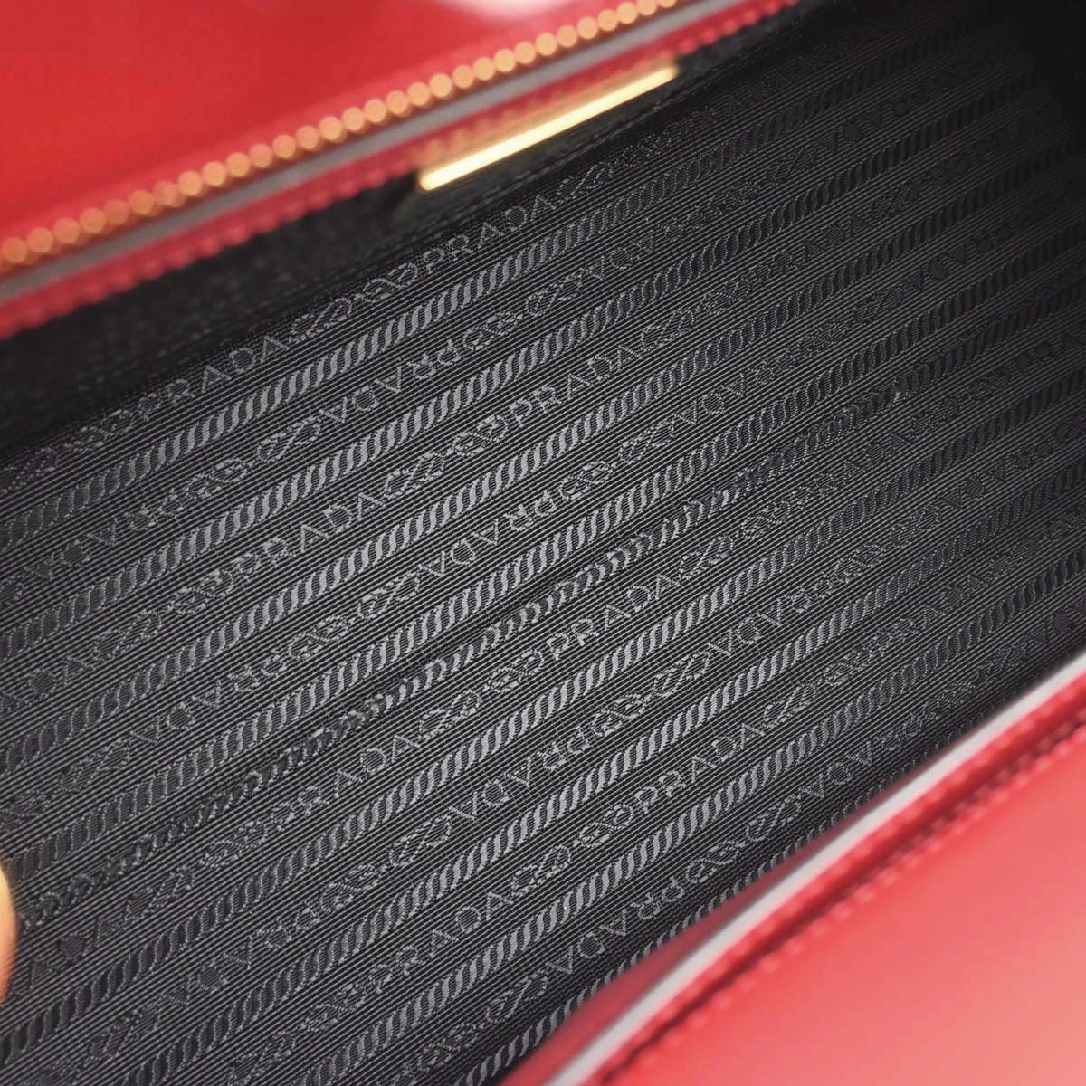 Prada Red Leather 2way Shoulder Tote Handbag - Image 16