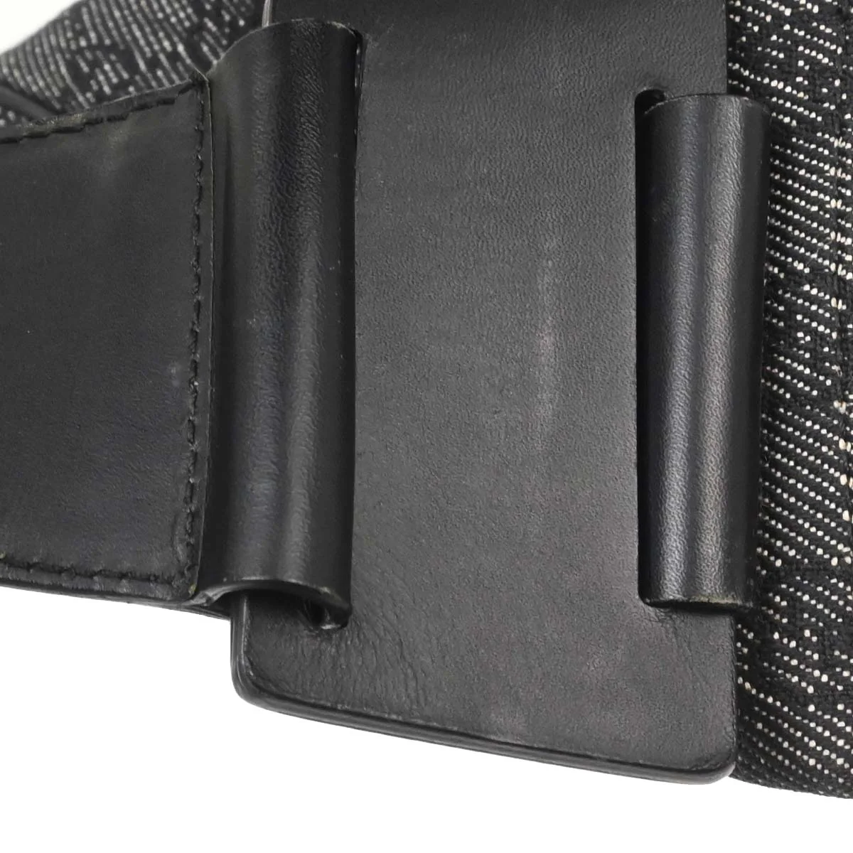 Gucci Black Canvas GG Handbag - Image 10