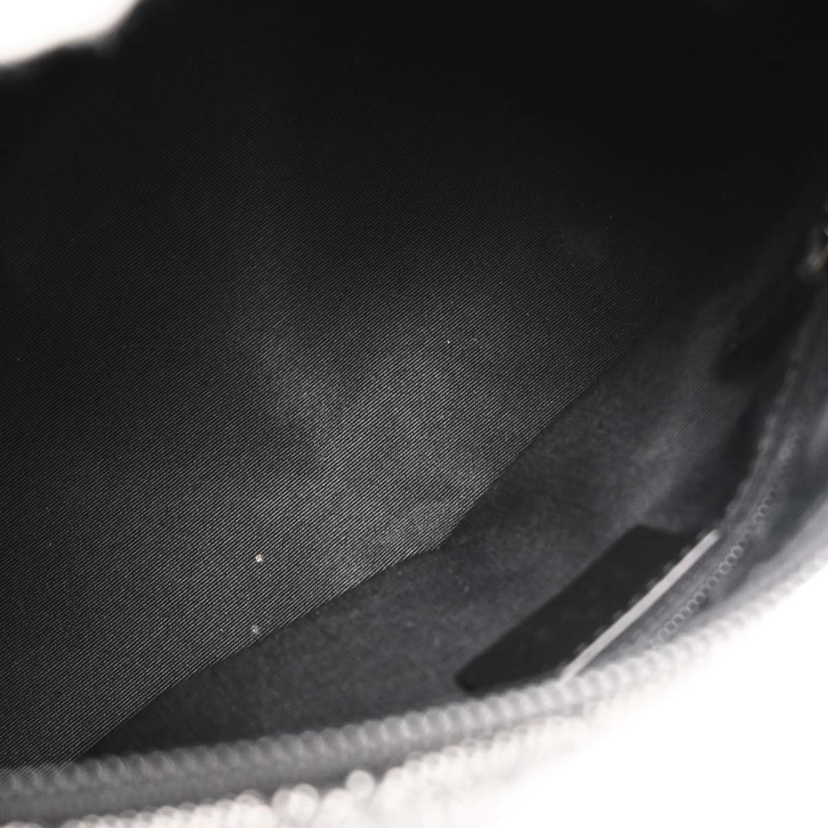 Gucci Black Canvas GG Handbag - Image 15