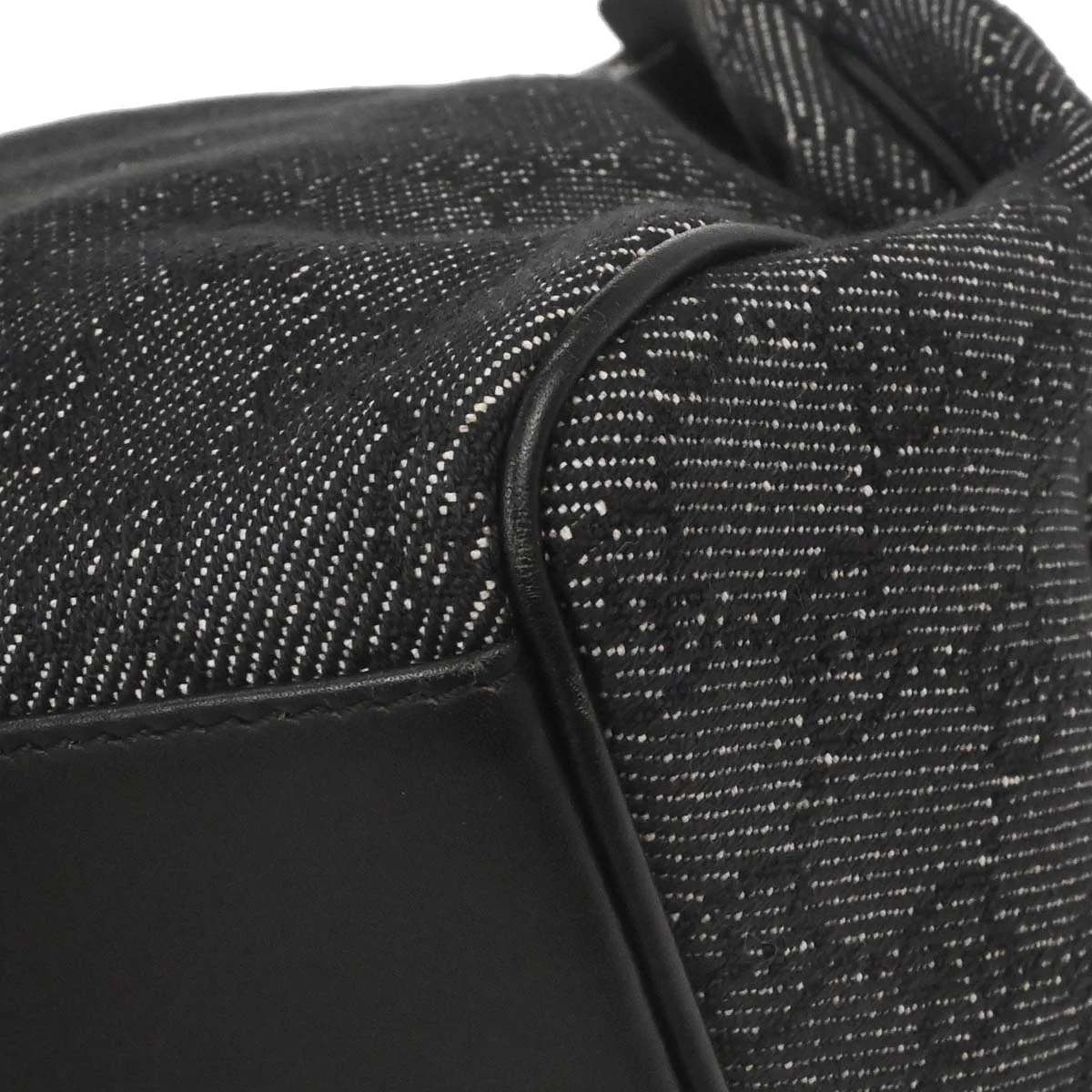 Gucci Black Canvas GG Handbag - Image 6