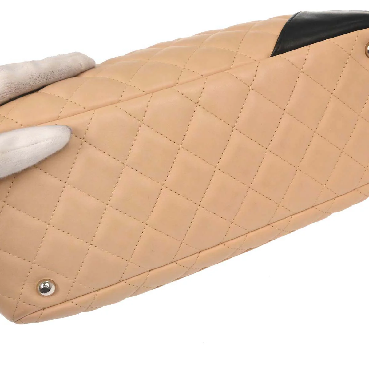Chanel 2005-2006 Beige Calfskin Cambon Ligne Bowling Bag 27 - Image 11