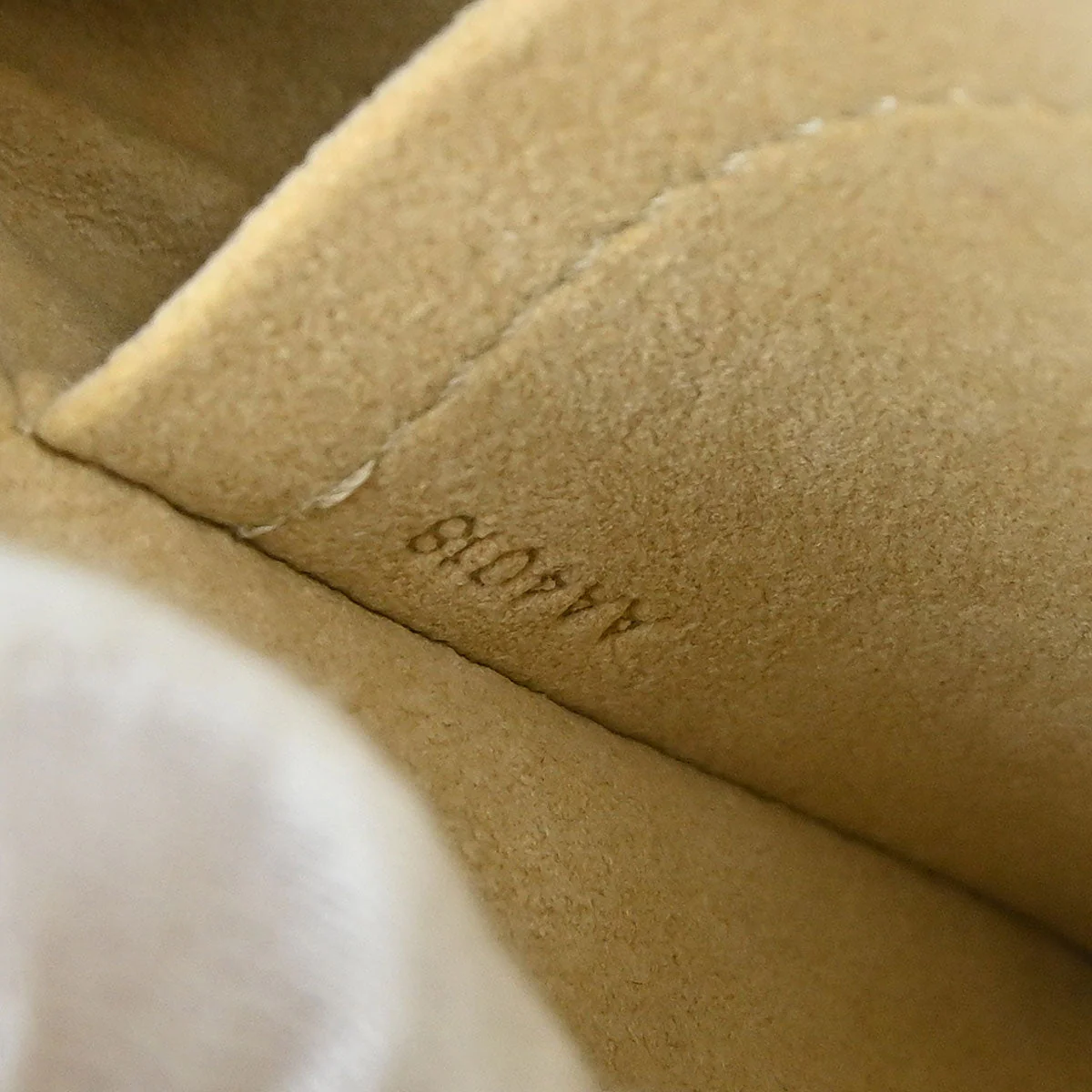 Louis Vuitton Monogram Pochette Milla MM Handbag M60094 - Image 15
