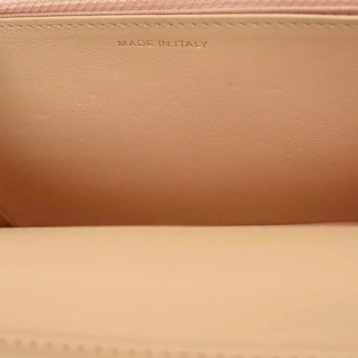 Chanel 2019 White Tweed Classic WOC Wallet On Chain - Image 16
