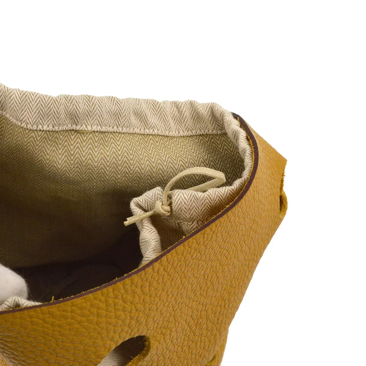 Hermes 2008 Curry Taurillon Clemence Mangeoire PM Handbag - Image 4