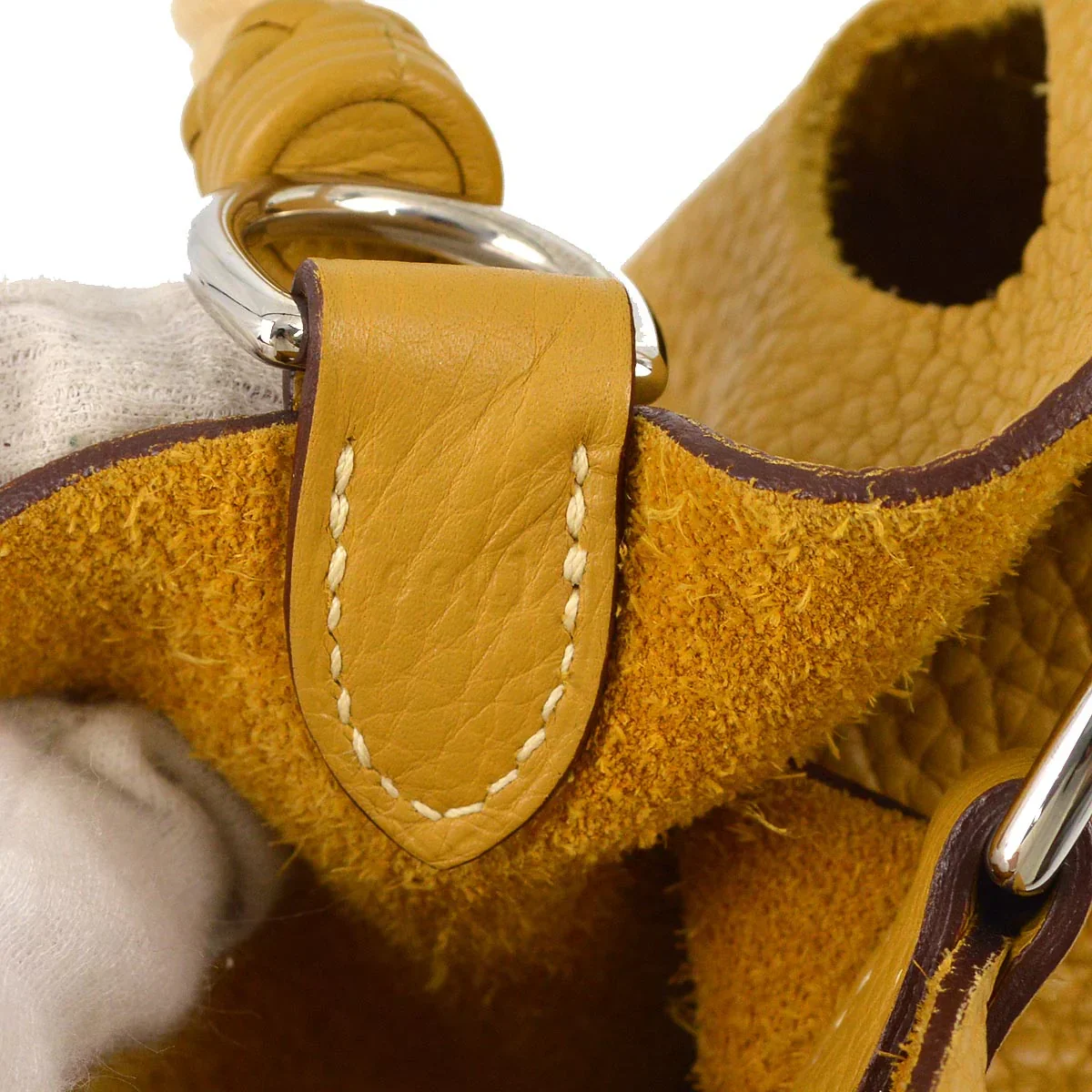 Hermes 2008 Curry Taurillon Clemence Mangeoire PM Handbag - Image 9