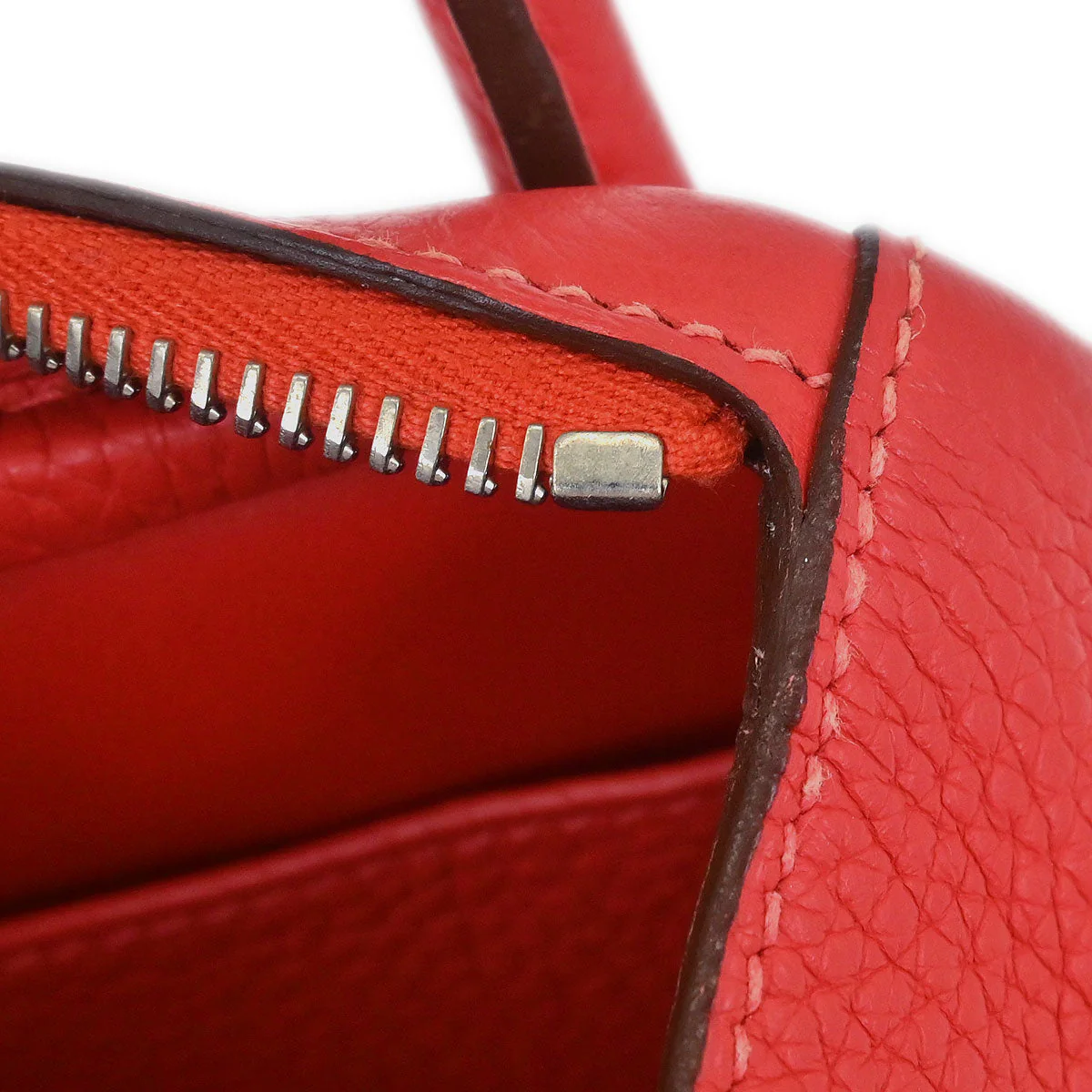 Hermes Bougainvillier Taurillon Clemence Lindy 30 Shoulder Bag - Image 9