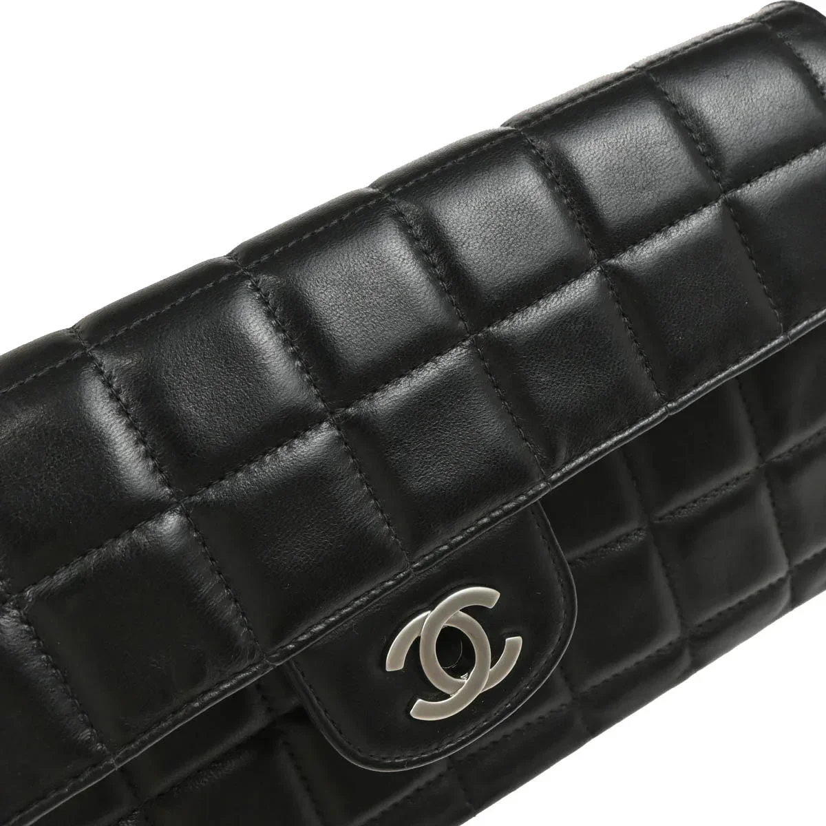 Chanel 2000-2001 Black Lambskin East West Choco Bar Shoulder Bag - Image 6