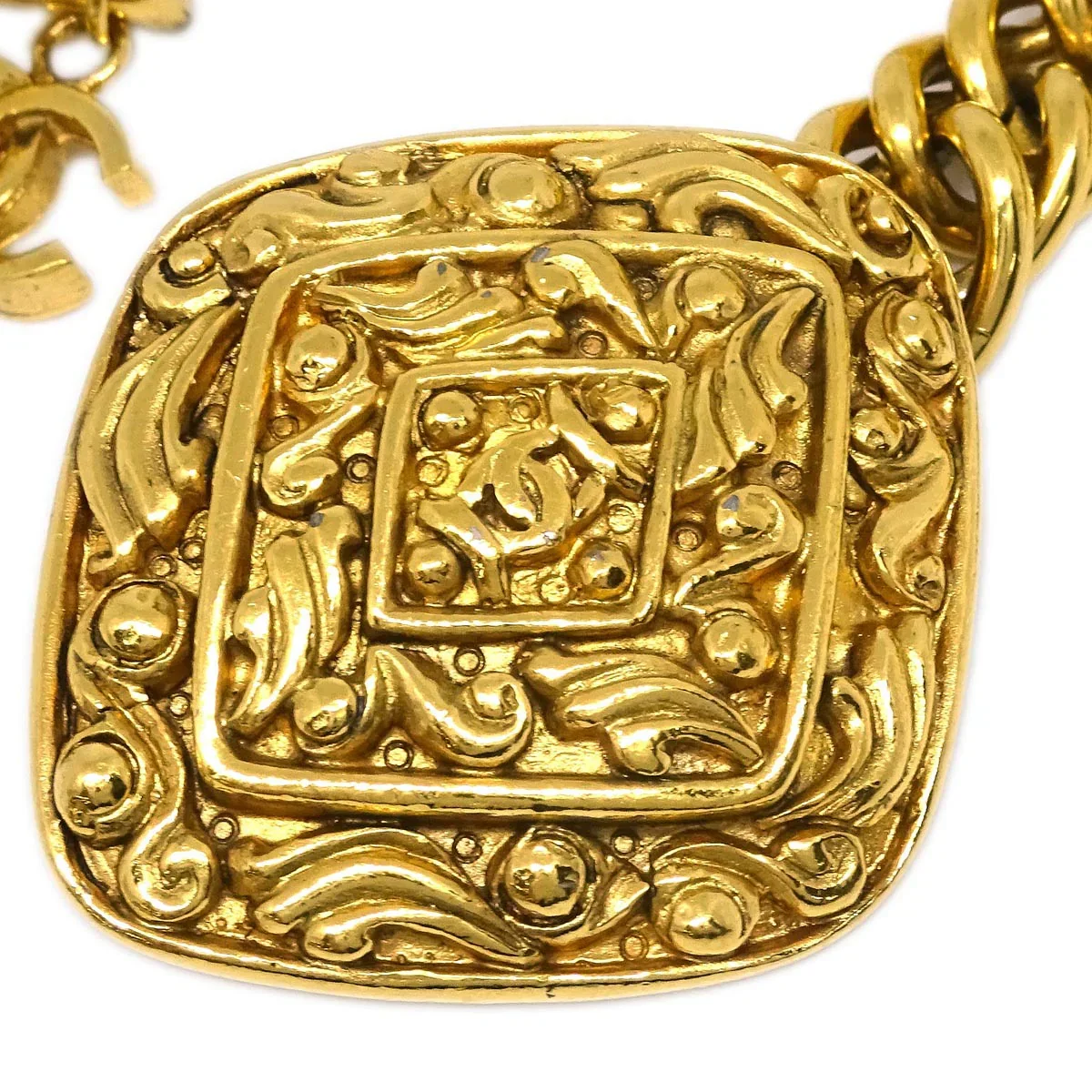 Chanel Chain Belt Gold 6065 Small Good - Image 4