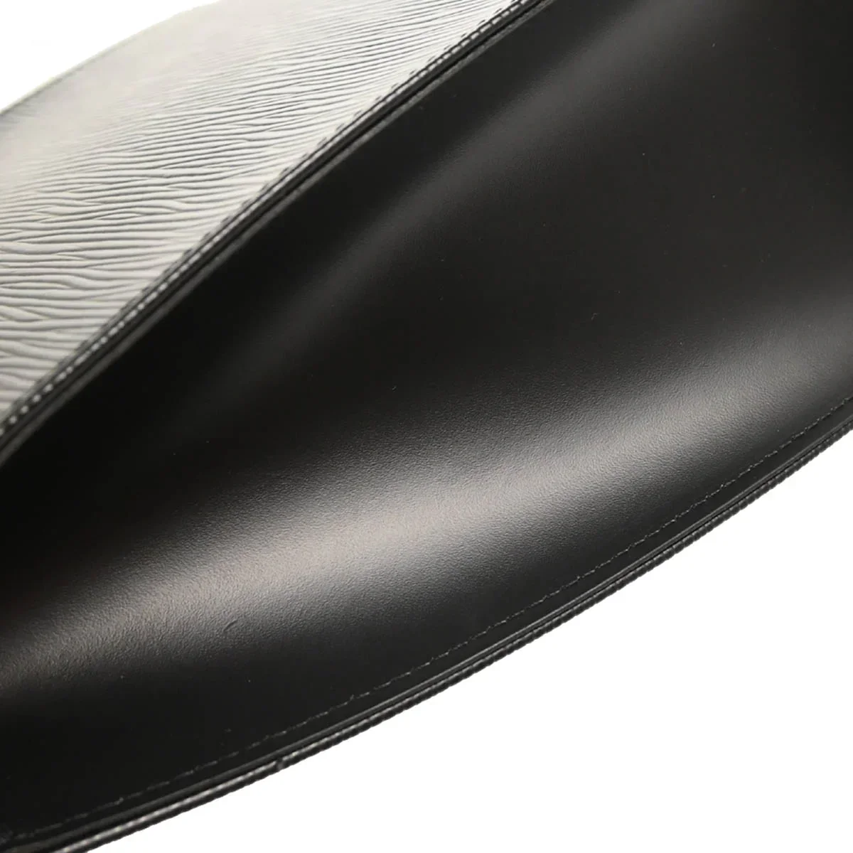 Louis Vuitton 2005 Black Epi Figari PM Handbag M52012 - Image 7