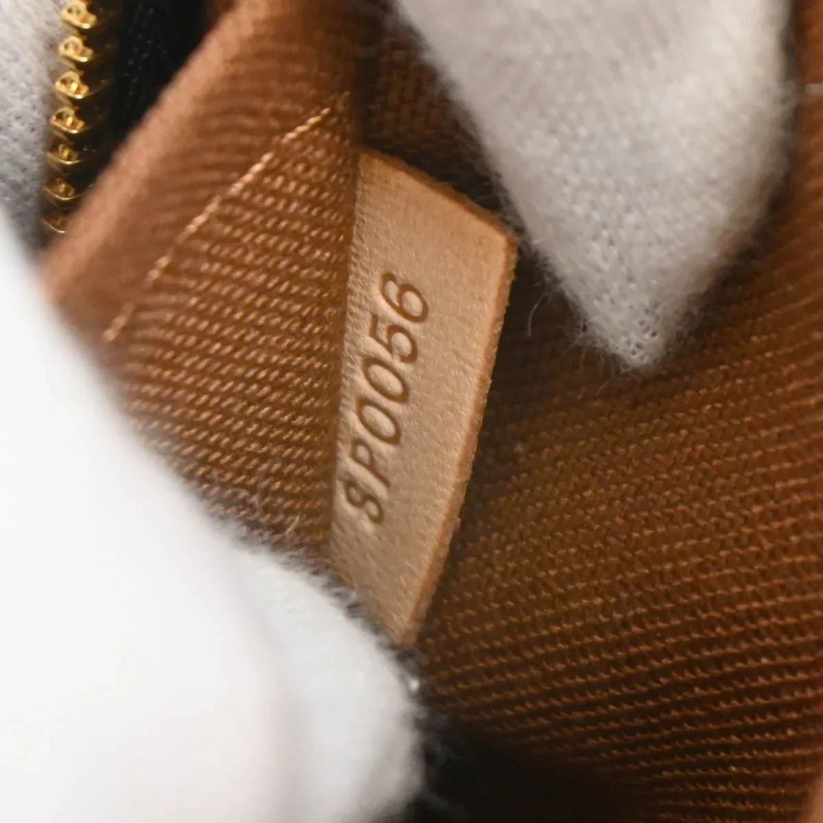 Louis Vuitton 2006 Monogram Bosphore Waist Bum Bag M40108 - Image 10