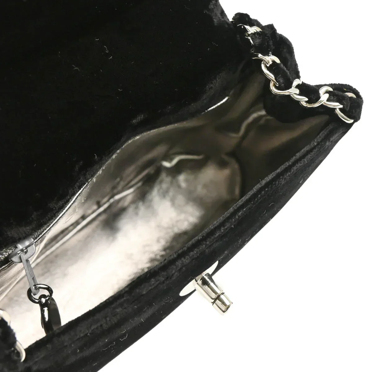 Chanel 1996-1997 Black Velvet Chain Handbag - Image 5