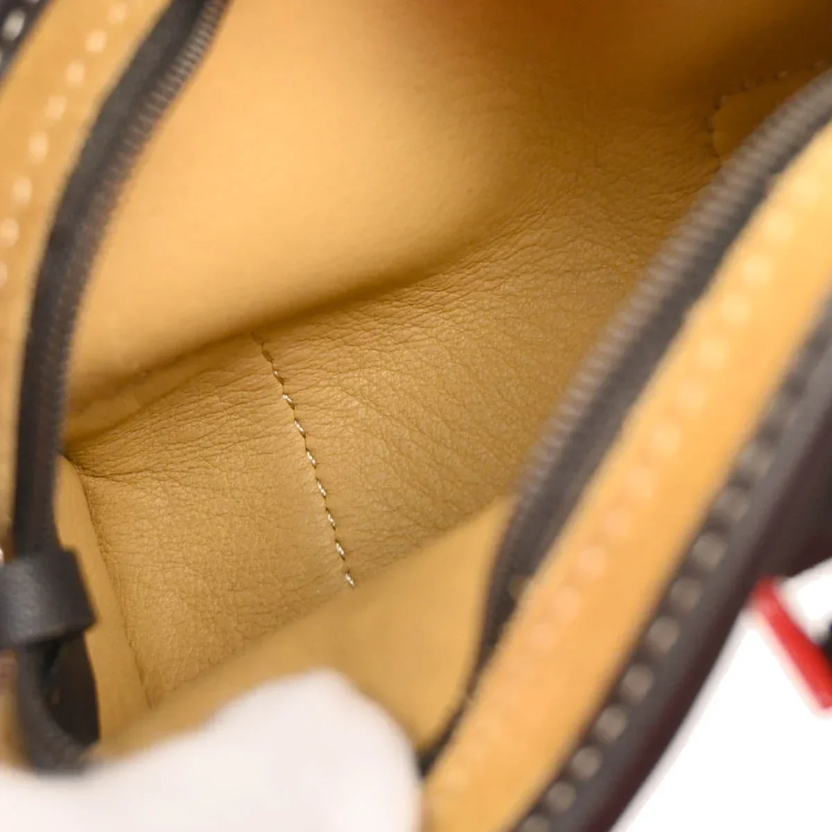 Loewe 2005 Suede Micro Amazona - Image 6