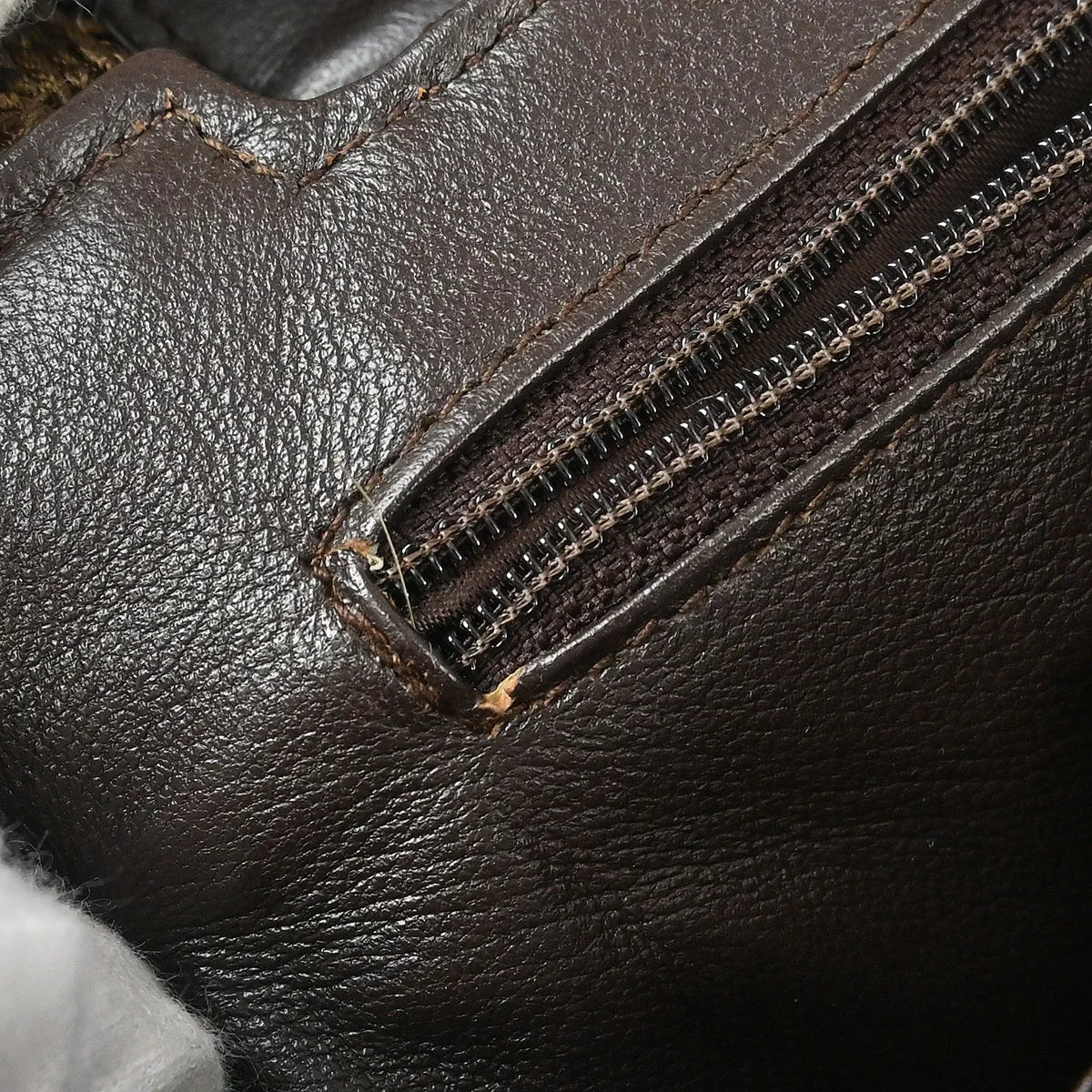 Chanel 1997-1999 Brown Silk Rope Handbag - Image 10