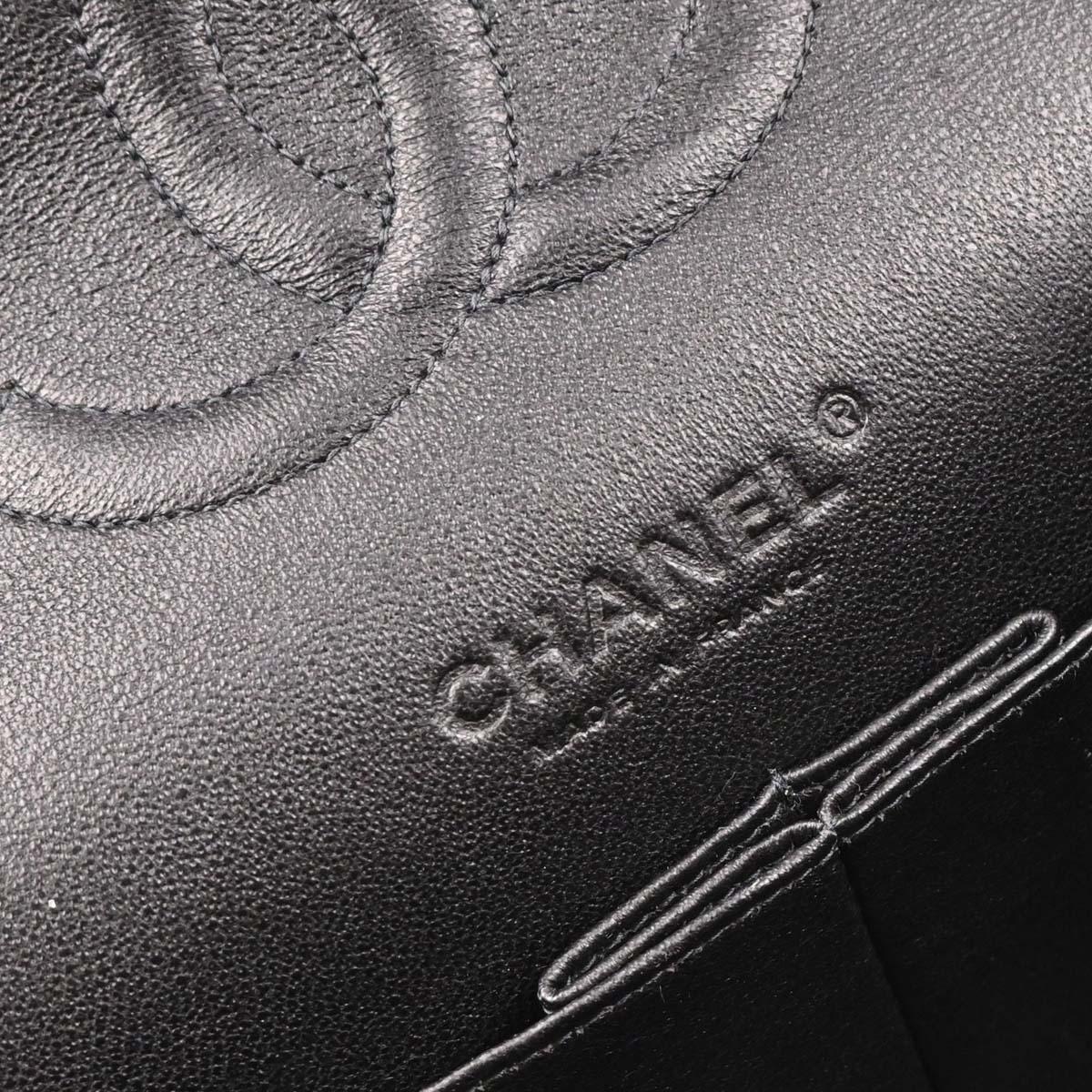 Chanel 2003-2004 White Canvas Medium Classic Double Flap Shoulder Bag - Image 8