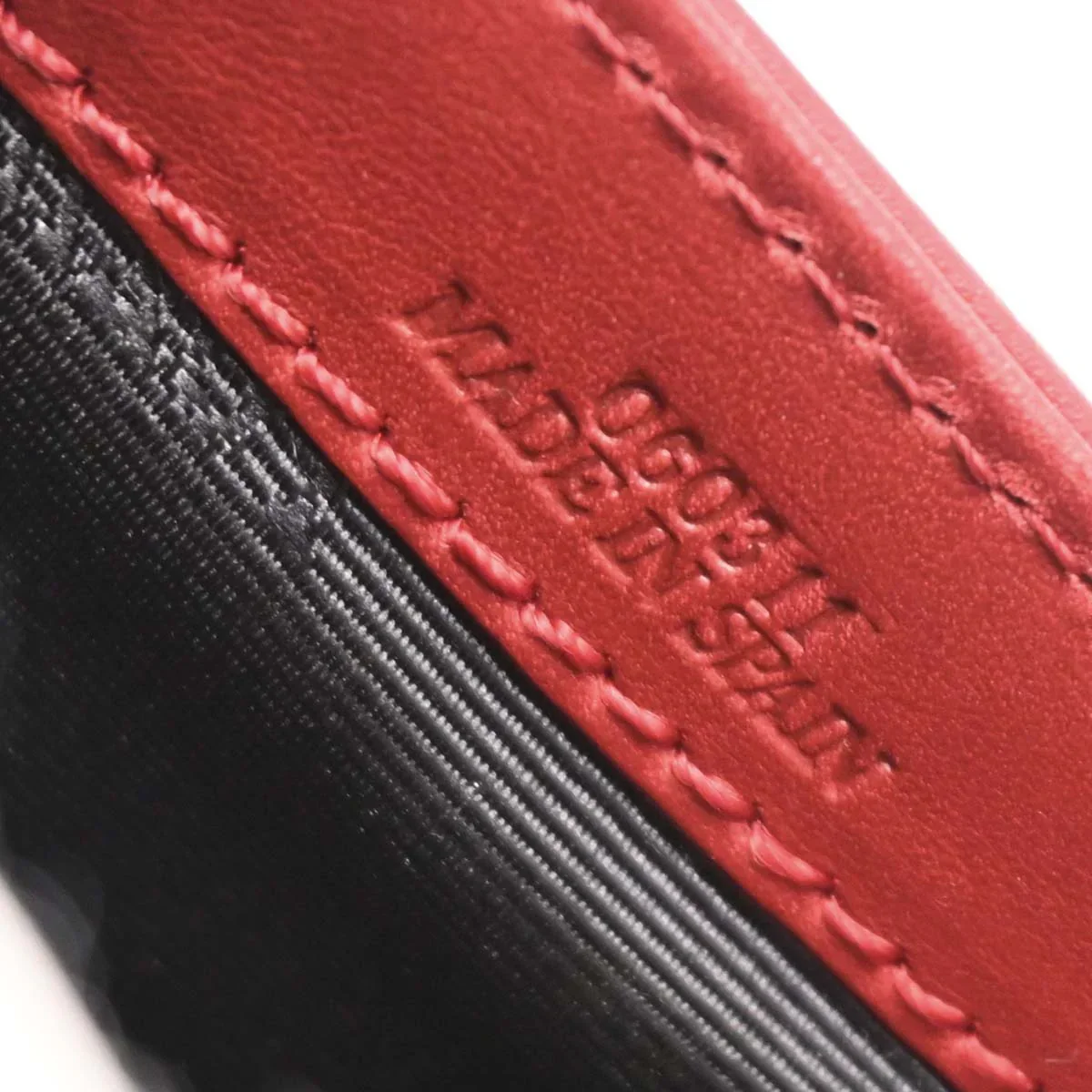 Loewe Red Leather Handbag - Image 10