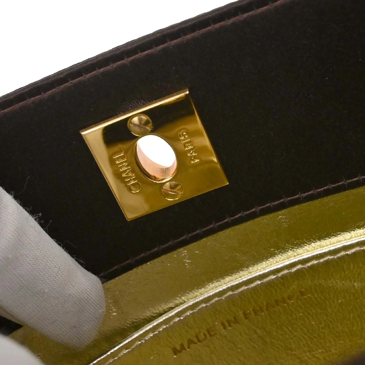 Chanel 1997-1999 Brown Satin Shoulder Bag - Image 9