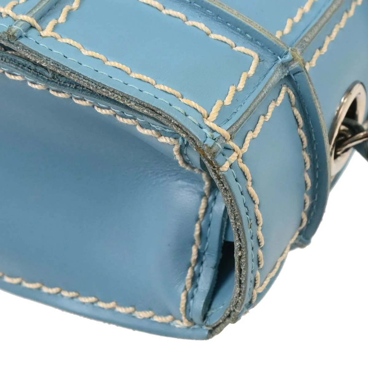 Chanel 2001-2003 Light Blue Calfskin Wild Stitch Choco Bar Shoulder Bag - Image 3
