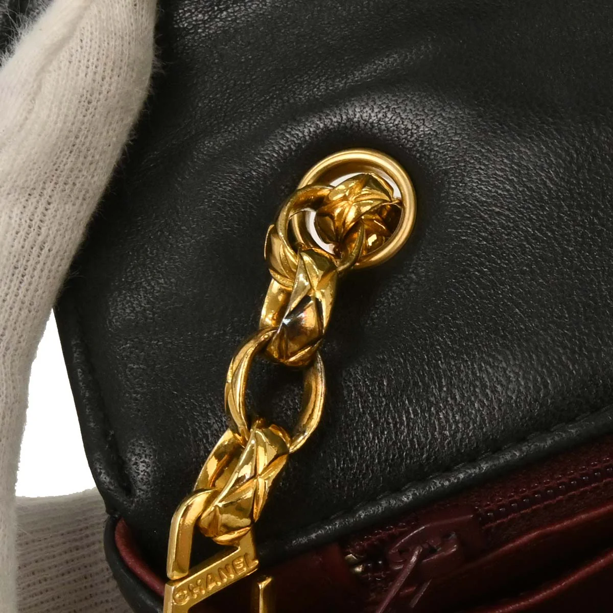 Chanel Black Lambskin Chevron Shoulder Bag - Image 10