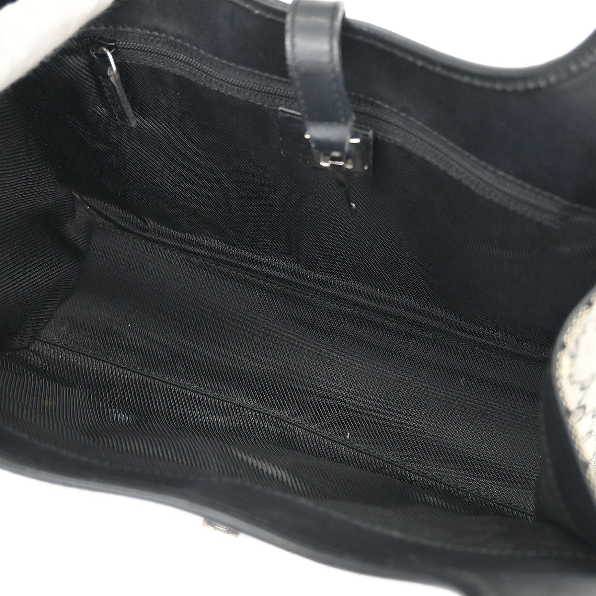 Gucci Gray GG Jackie Handbag - Image 7