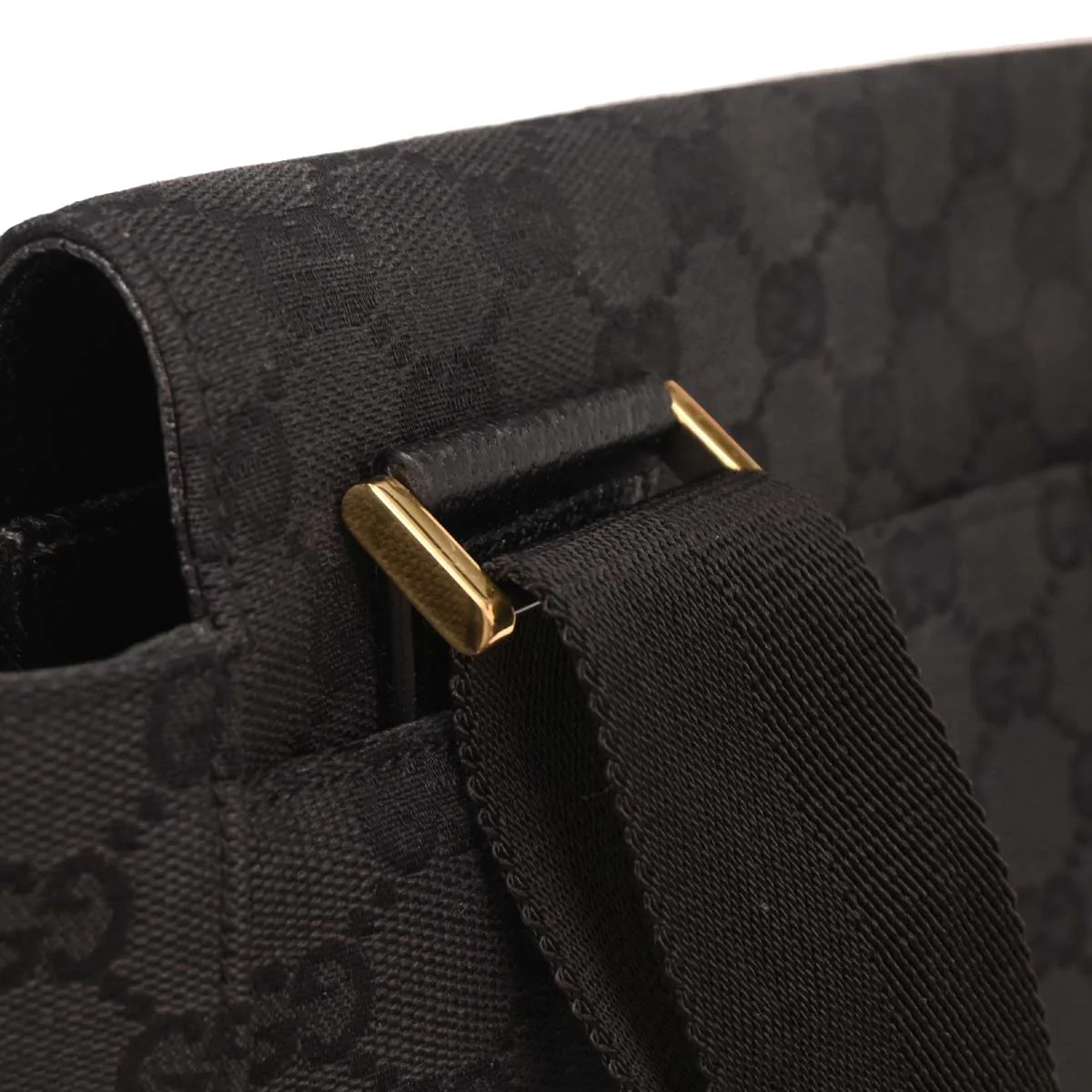Gucci Black Canvas GG Messenger Shoulder Bag - Image 4