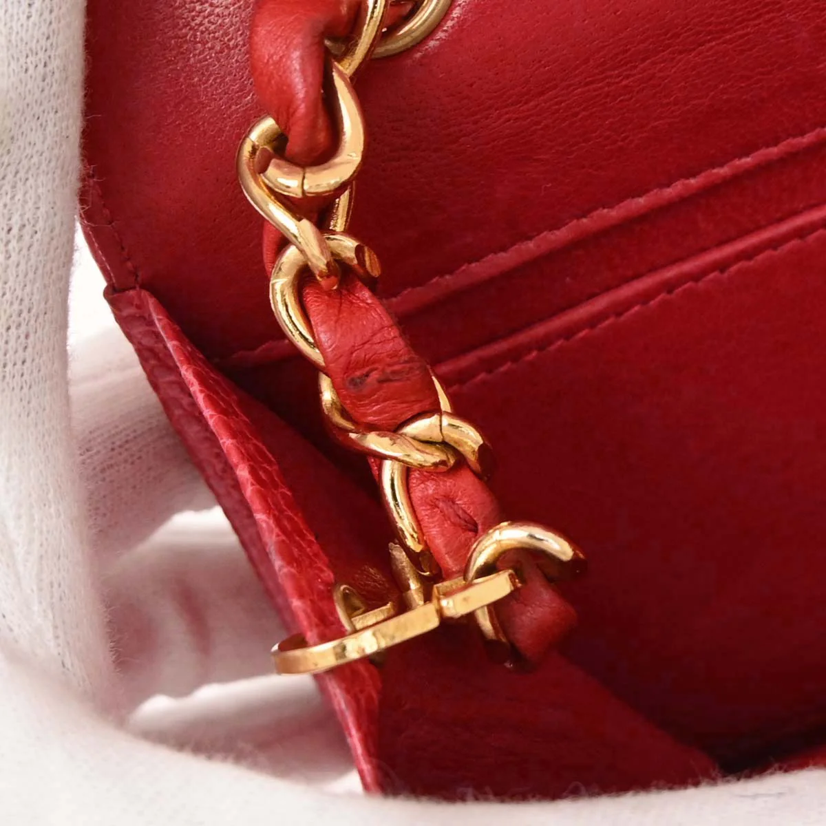 Chanel * 1989-1991 Red Lizard Turnlock Mini Full Flap Shoulder Bag - Image 12