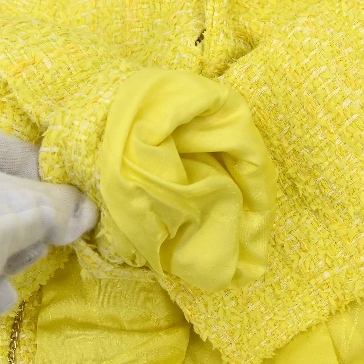 Chanel 2011-2012 Single Breasted Jacket Tweed Yellow #36 - Image 7
