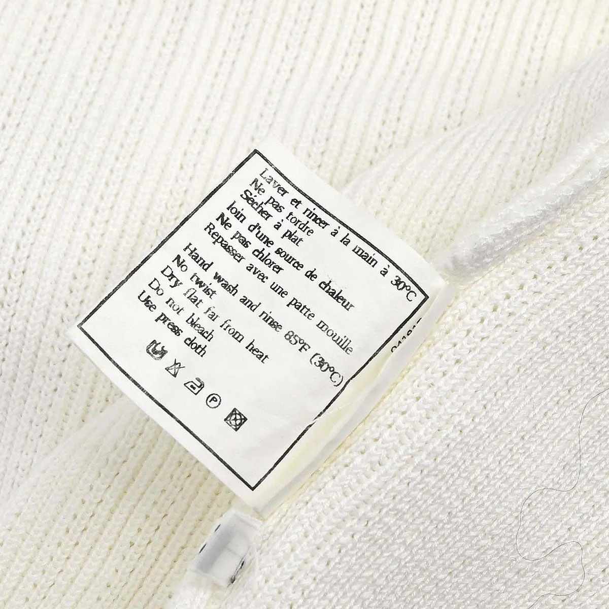 Chanel 1996 Sleeveless Top White #36 - Image 18