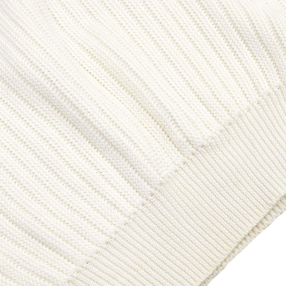 Chanel 1996 Sleeveless Top White #36 - Image 3