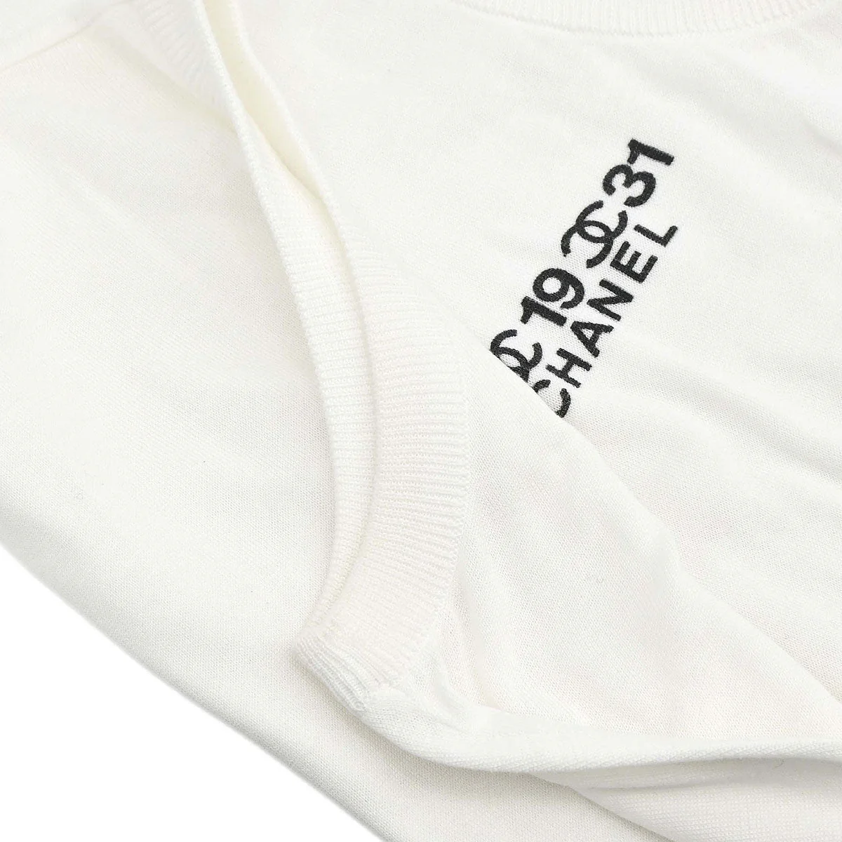 Chanel Sleeveless Top White #36 - Image 14