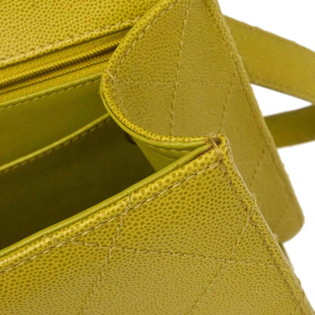 Chanel Yellow Green Caviar Skin Handbag - Image 18
