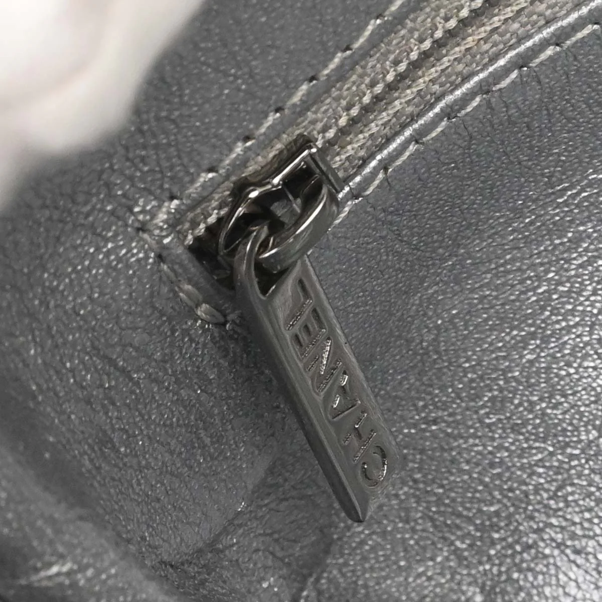Chanel Brown Caviar Skin Handbag - Image 18