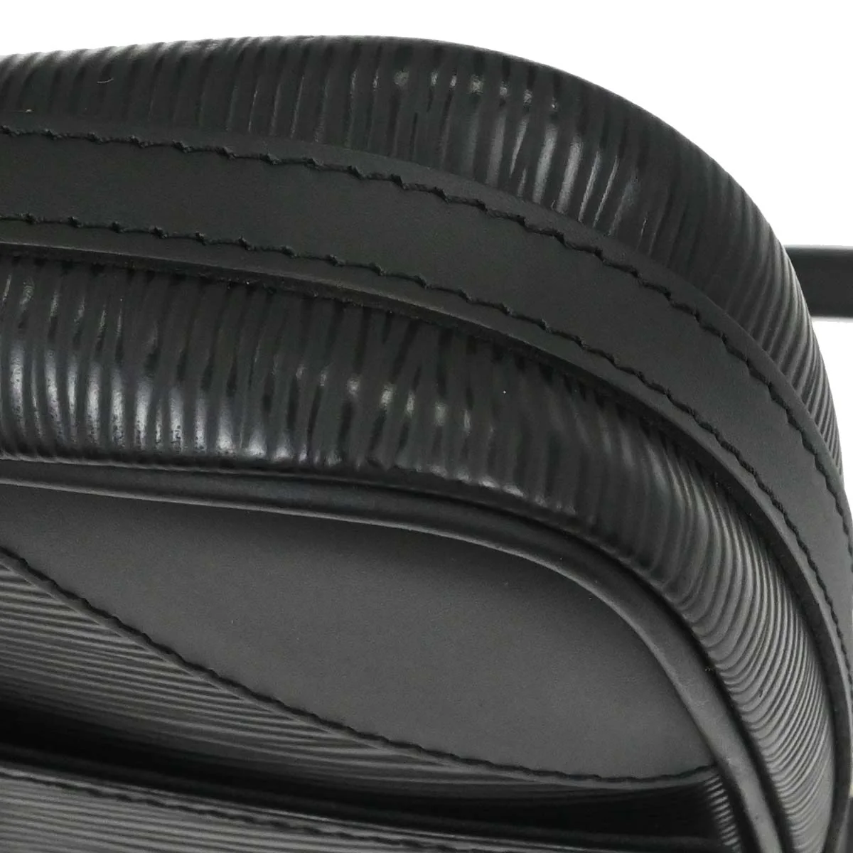 Louis Vuitton Black Epi Pochette Segur Handbag M58882 - Image 9