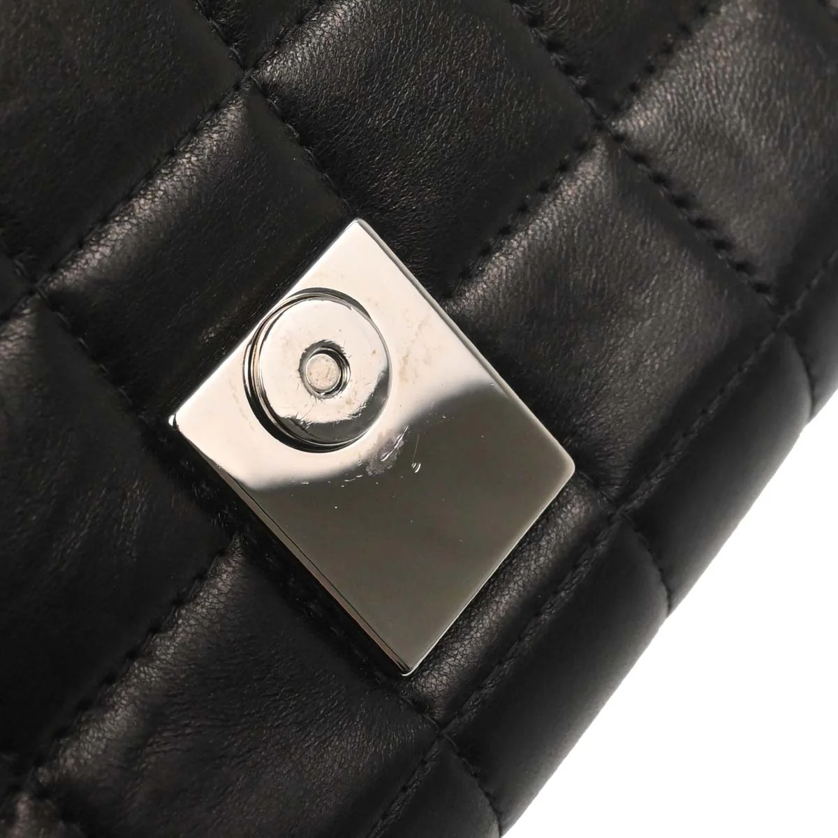 Chanel Black Lambskin Choco Bar Trifold Shoulder Bag - Image 11
