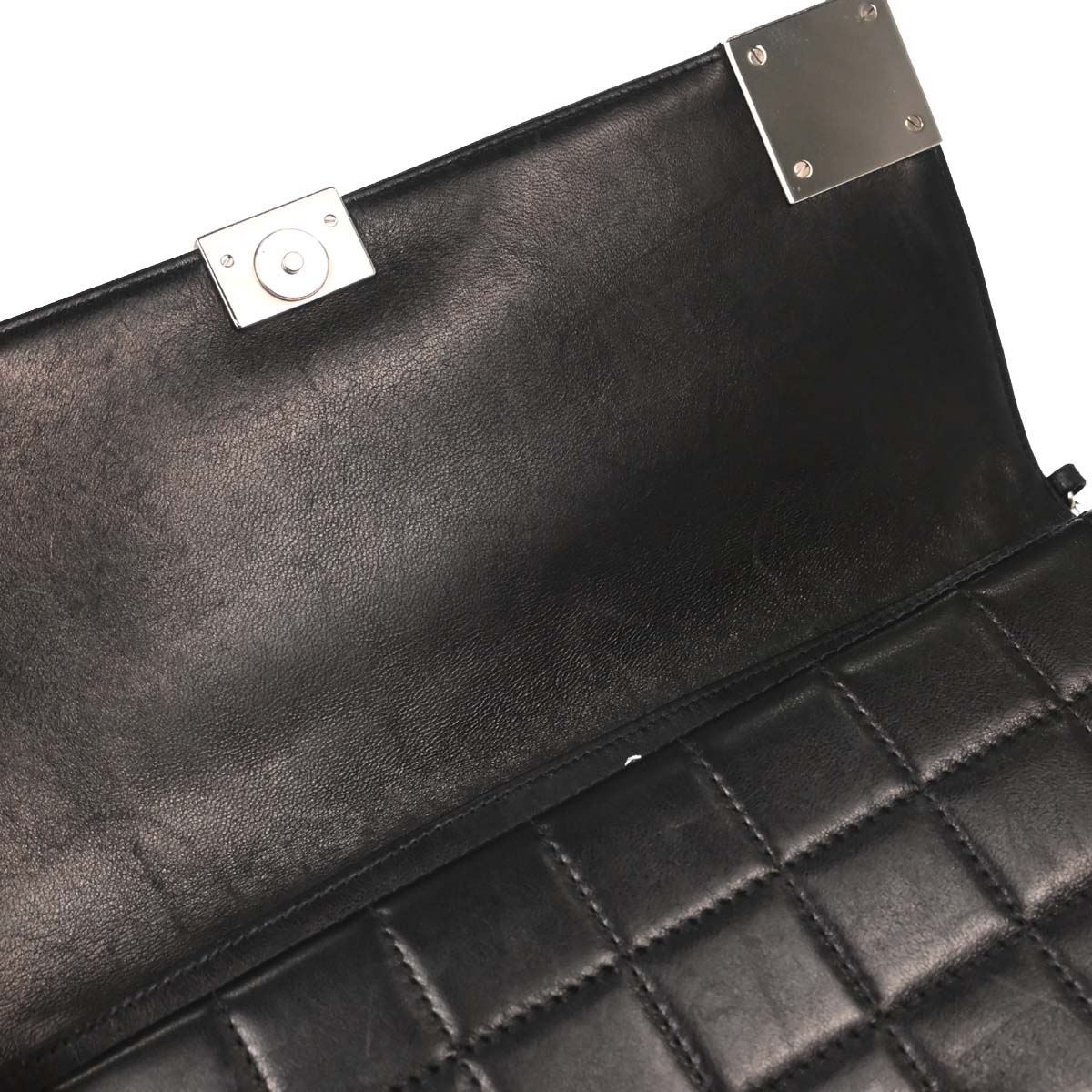 Chanel Black Lambskin Choco Bar Trifold Shoulder Bag - Image 12