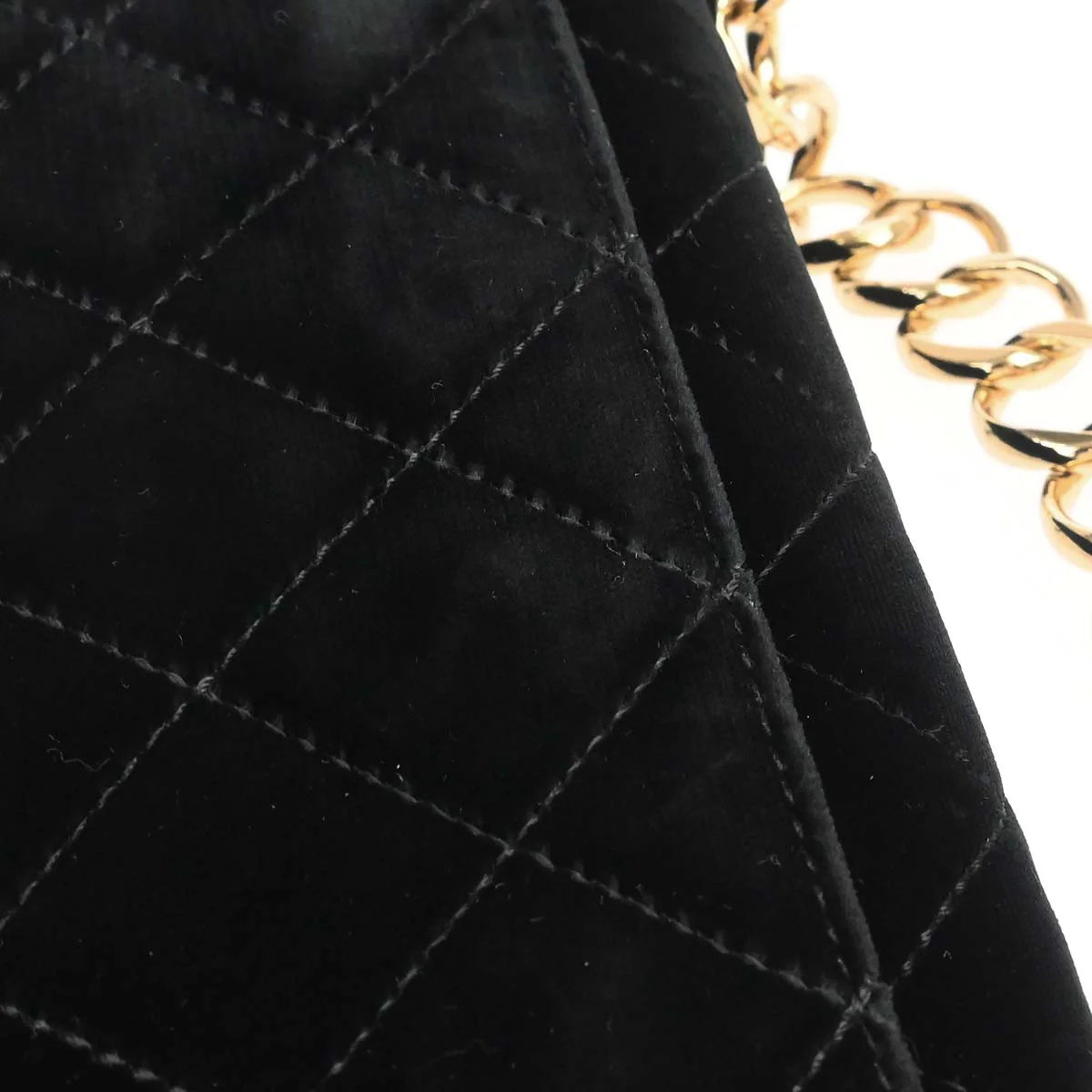 Chanel Black Velvet Chain Handbag - Image 8