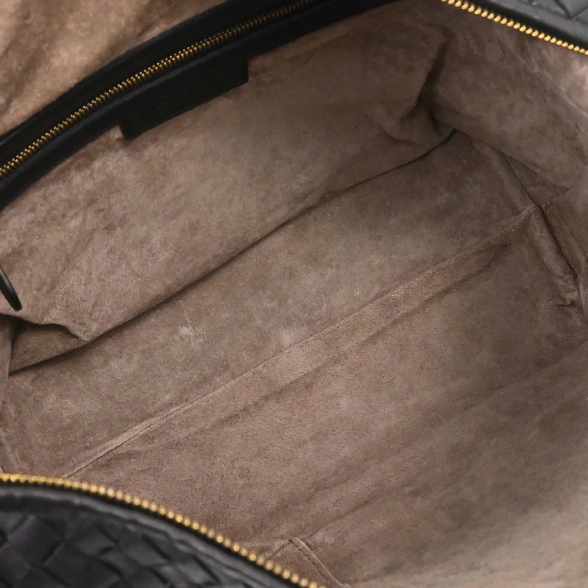 Bottega Veneta Black Lambskin Intrecciato Handbag - Image 16