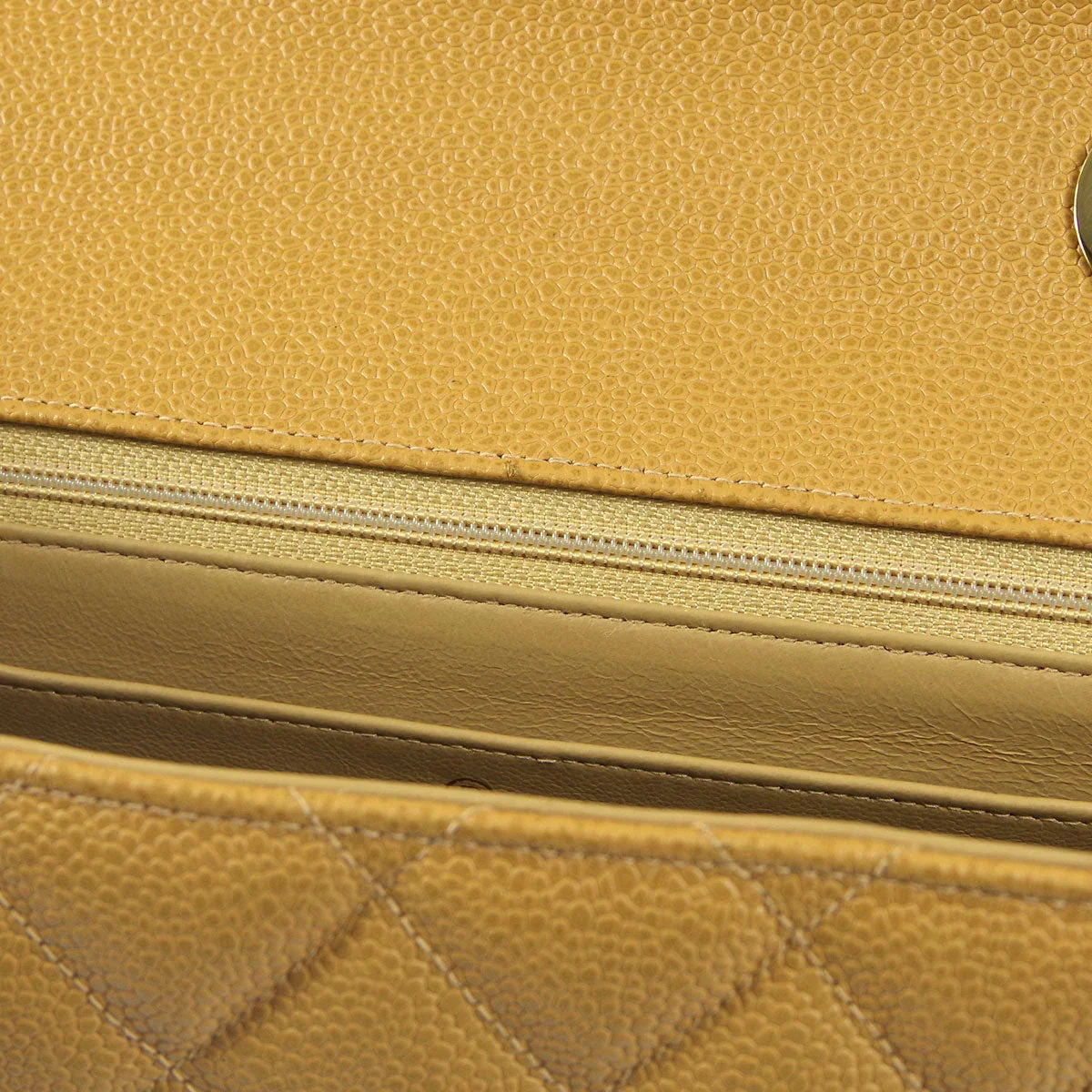 Chanel * 1994-1996 Beige Caviar Jumbo Classic Flap Bag - Image 7