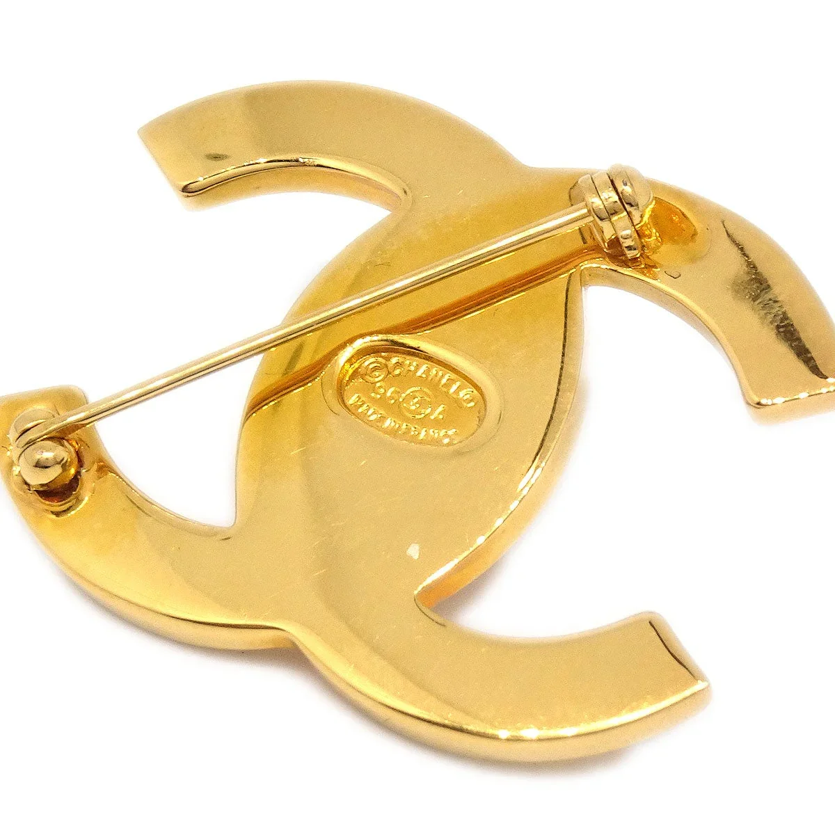CHANEL Turnlock Brooch Pin Gold Large - Image 3